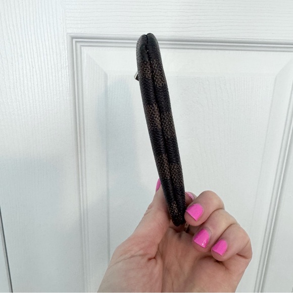 Checkered Brown DAISY ROSE Key Change Pouch AS IS - Picture 7 of 10